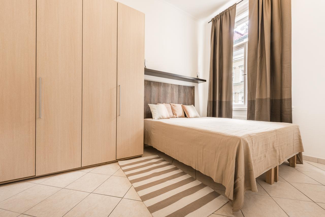 Tyrsova Apartment